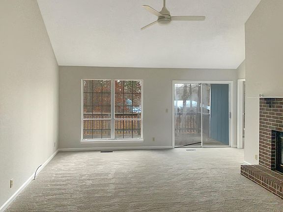 3rd image of 2116 Port Royal Dr