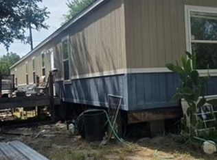 410 2nd St, Refugio, TX 78377