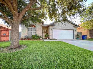618 Paul Revere Dr, Laredo, TX 78046
