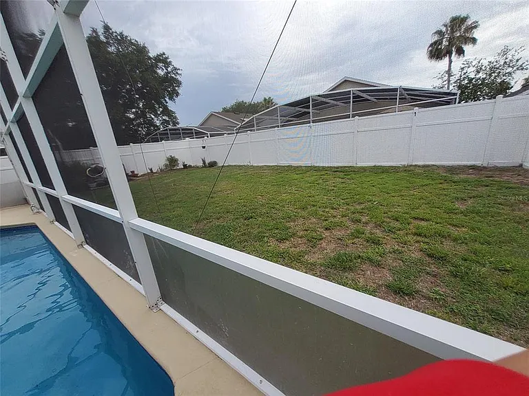 944 Lockbreeze Dr — Photo 22