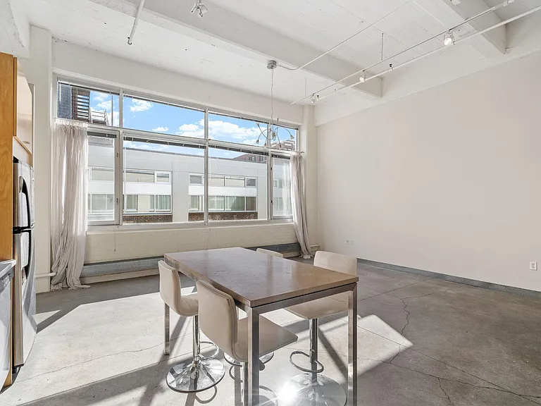 700 Washington Ave N #613 — Photo 11
