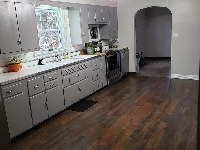 504 Fairmont Pike — Photo 4