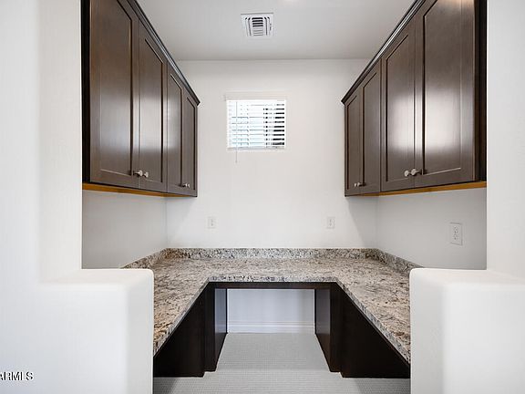 4th image of 5710 N 84TH Avenue