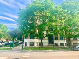 901 W Sheridan Rd #2, Chicago, IL 60613