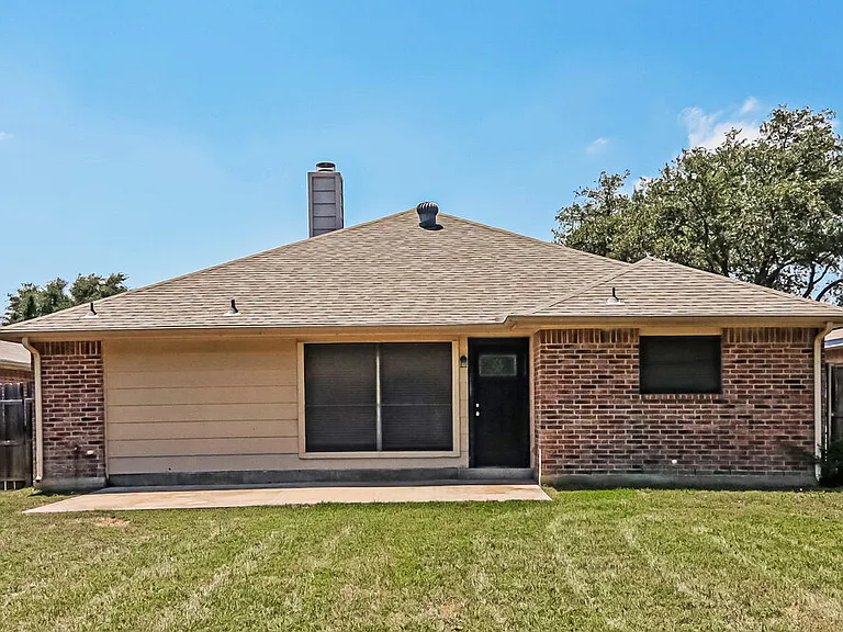 701 Park View Ave — Photo 15