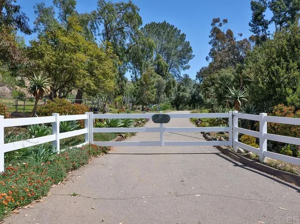 2450 Dehesa Rd, El Cajon, CA 92019