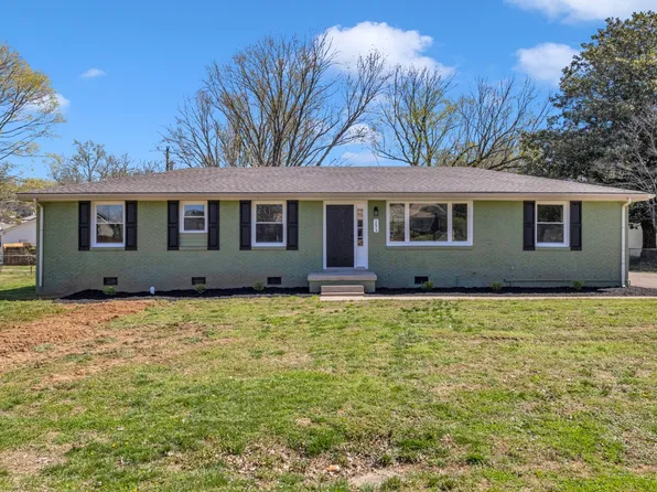 1873 Patricia Dr, Clarksville, TN 37040