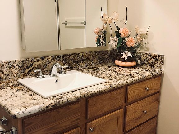 5th image of 3264 Cadillac Dr Unit 2