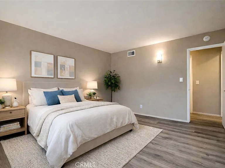 1009 Valencia St #A — Photo 3