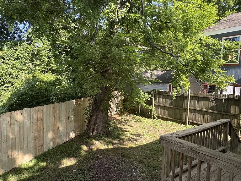 1249 Waverly St — Photo 2