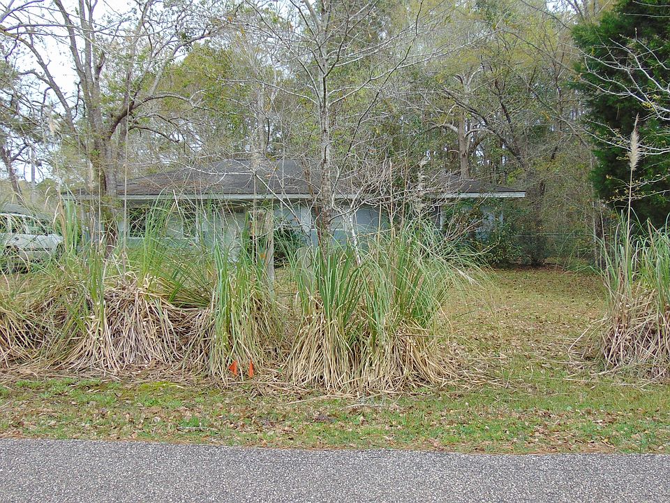 2nd image of 5910 Heritage Dr