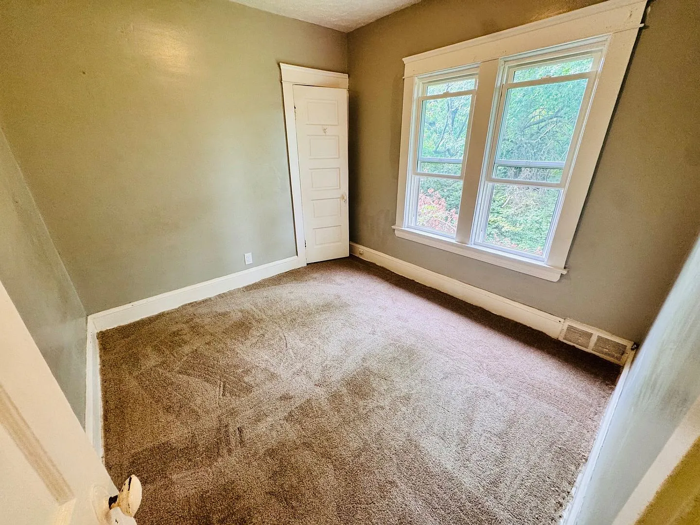 10110 Adams Ave — Photo 4