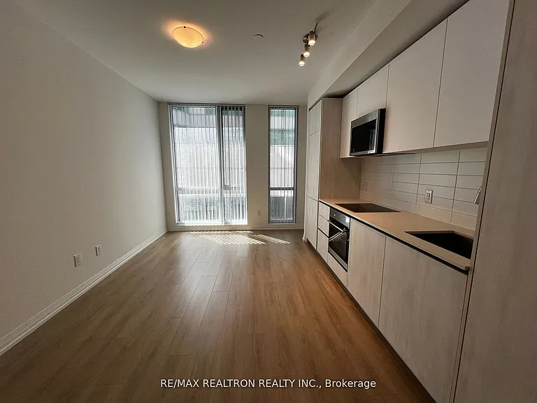 8 Widmer St #1210 — Photo 9