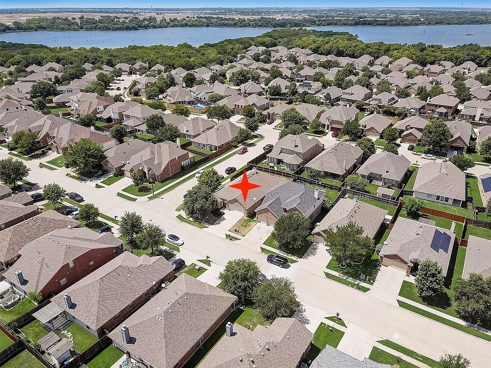 1st image of 905 Lake Forest Trl