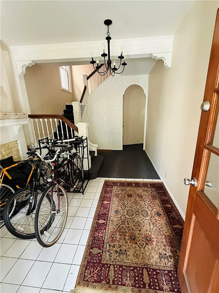 1 bed, 901 sqft, $1,150 — Photo 2