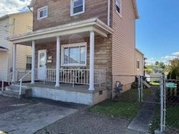 417 Washington St, Mount Pleasant, PA 15666