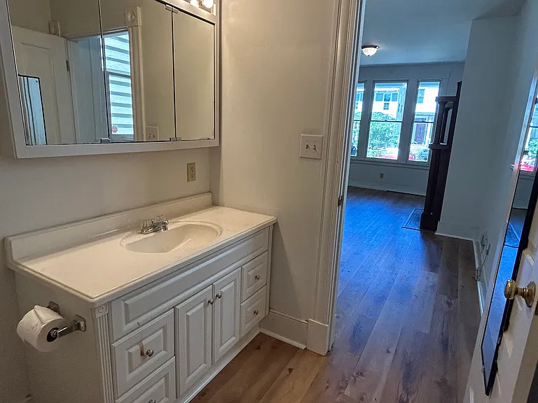 3509 E Clay St #1 — Photo 7