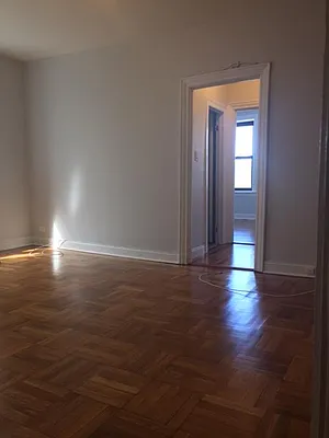 Rented by Roberto Guilbet, LREB | media 23