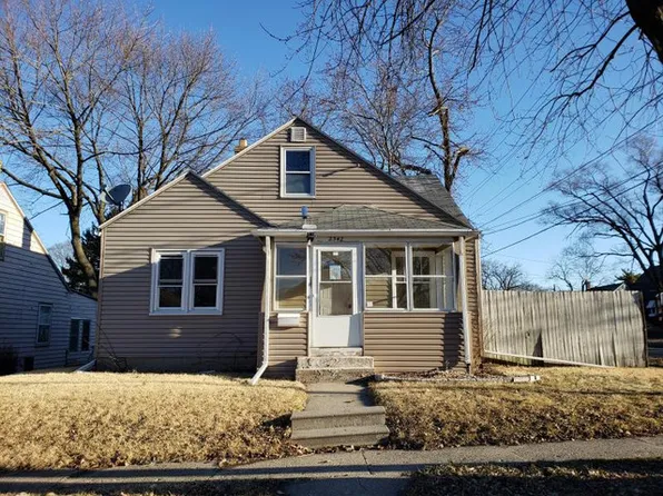 2342 17th Ave, Rockford, IL 61104