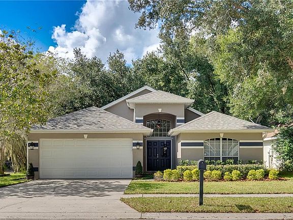 2nd image of 200 Easton Cir
