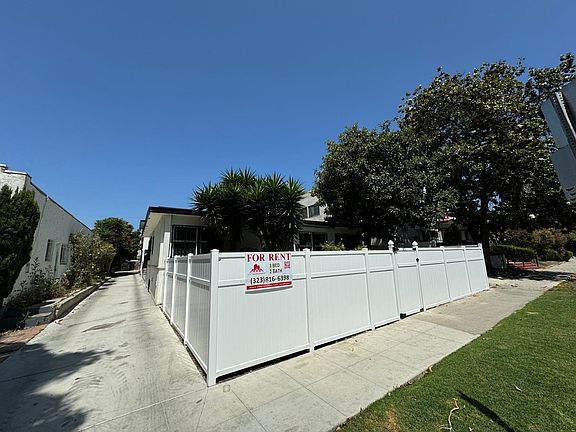 2nd image of 823 N Alta Vista Blvd Unit 823