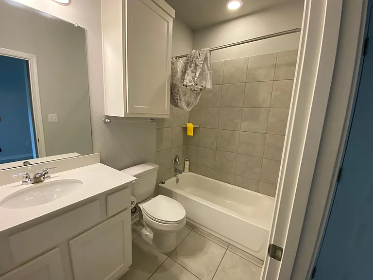 1740 Artesian Springs Xing — Photo 8
