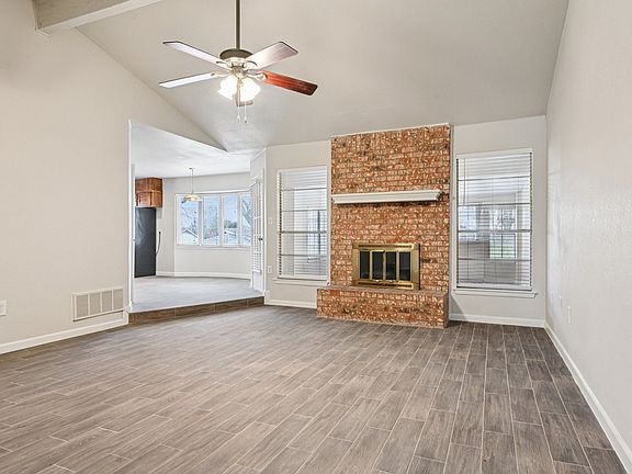 3rd image of 753 Toni Dr