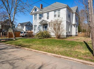 40 Clifford St, Amherst, NS B4H 2G4