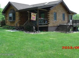 182 Wagon Wheel Ln, Falls, PA 18615