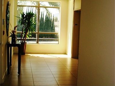3rd image of 8525 W Pico Blvd