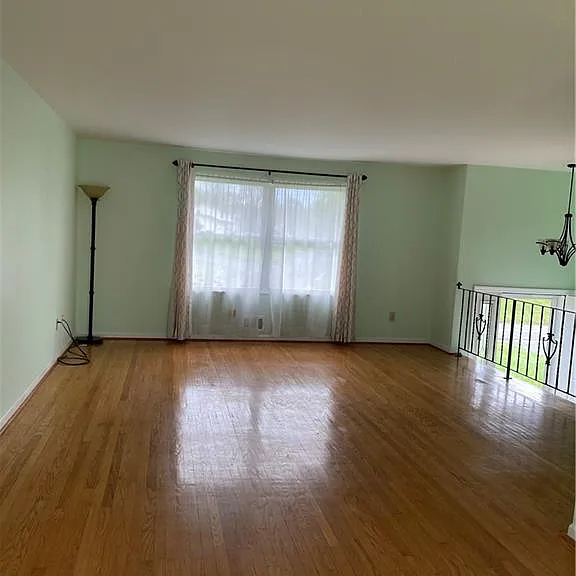 38 Kathy Dr — Photo 7