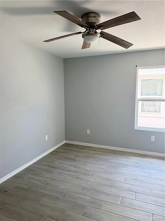2 bed, 2.0 bath, 1130 sqft, $1,100 — Photo 4