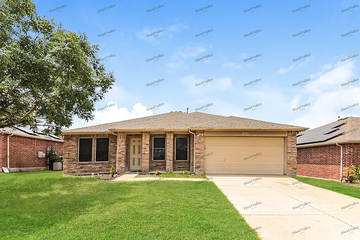1015 Richmond Ln