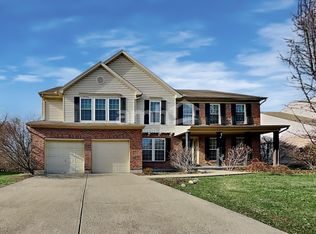 10190 Meadowknoll Dr, Loveland, OH 45140