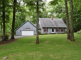 132 Aldrich St, Granby, MA 01033