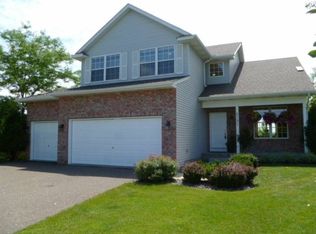 8191 Lori Ln, Woodbury, MN 55125