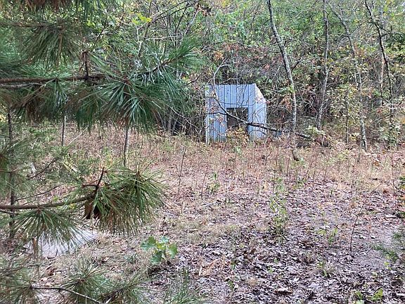 5th image of 4134 Hatfield Road