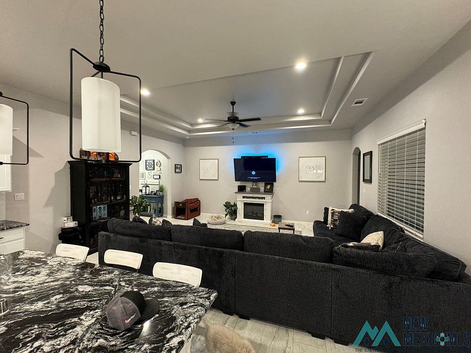 2nd image of 3803 Saguaro Dr