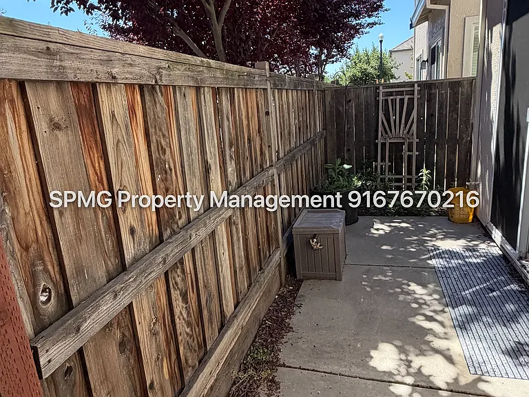 1456 Impressionist Loop — Photo 40