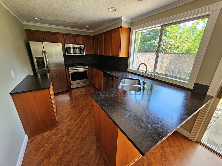 17482 NW Fieldstone Dr — Photo 8