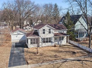 336 S Oriole Trl, Crystal Lake, IL 60014