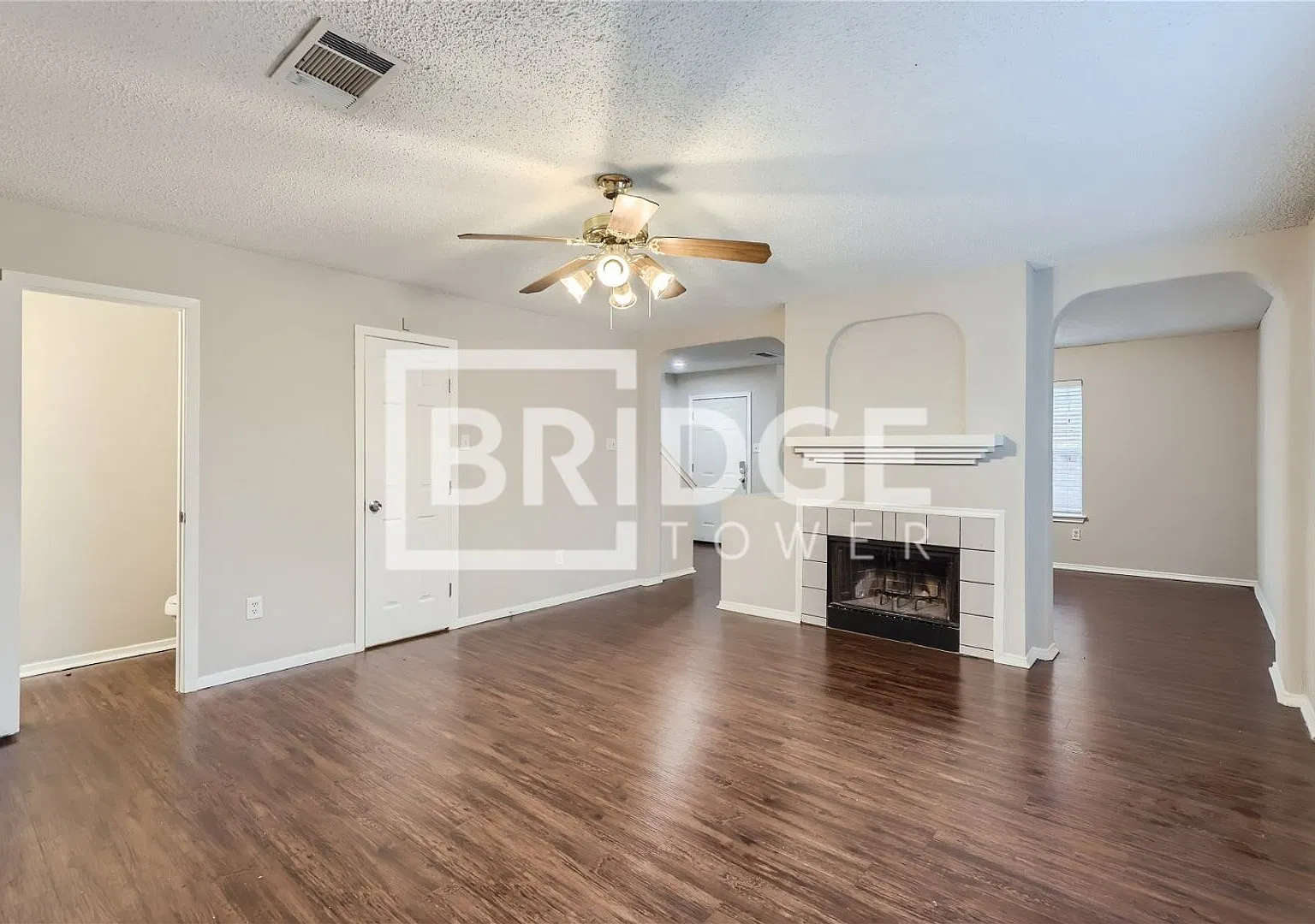 2042 Cardinal Lane — Photo 4