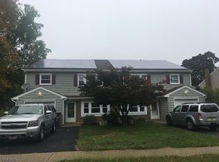 8 Oxford Rd, Wharton, NJ 07885