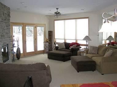 3rd image of 435 240th Ave #102