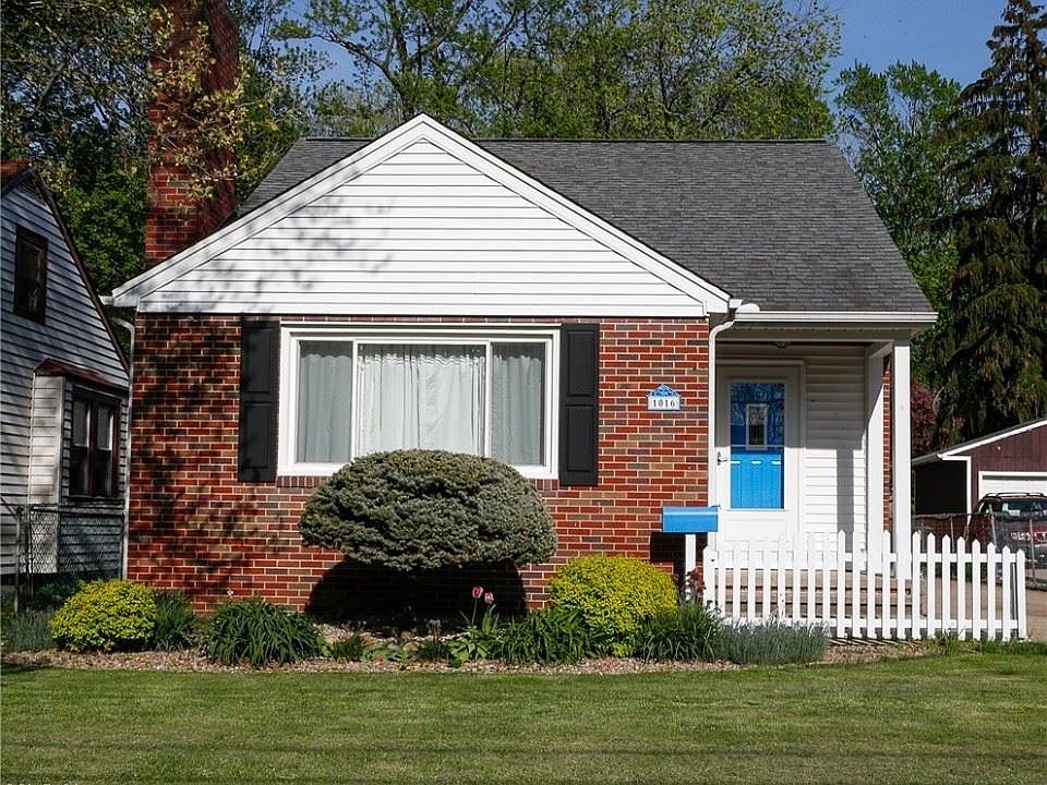 1st image of 1016 Skinner Ave