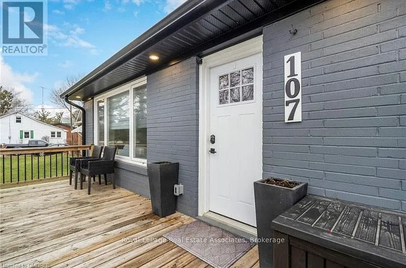 2 bed, $3,000 — Photo 2