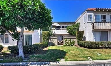1st image of 707 Calle Casita