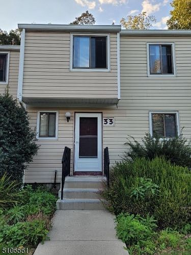 1st image of 33 Shady Ln