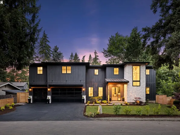 1755 Mapleleaf Rd, Lake Oswego, OR 97034