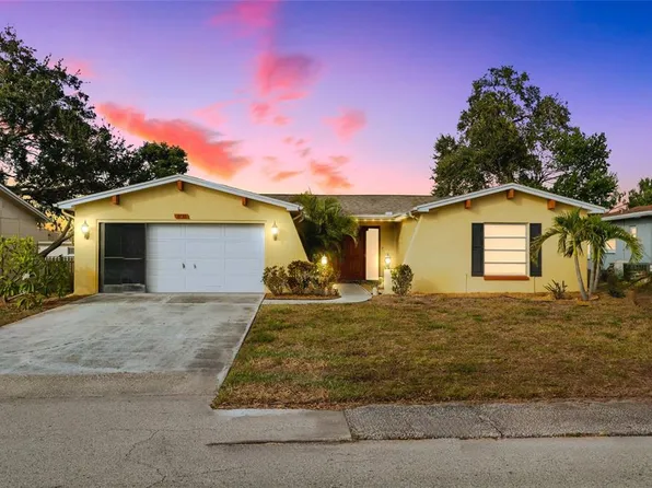 8433 Moulton Dr, Port Richey, FL 34668